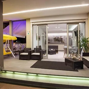 https://hotel-leonardo-cattolica.emilia-romagnahotels.net